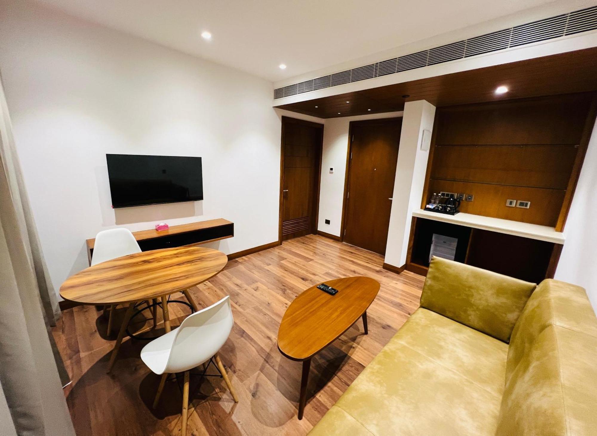 Gokulam Grand Kozhikode Hotell Exteriör bild